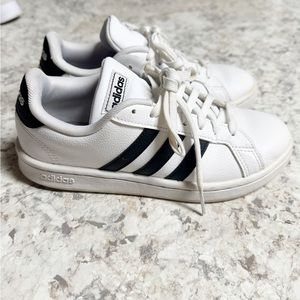 Adidas Grand court comfort shoes Women’s